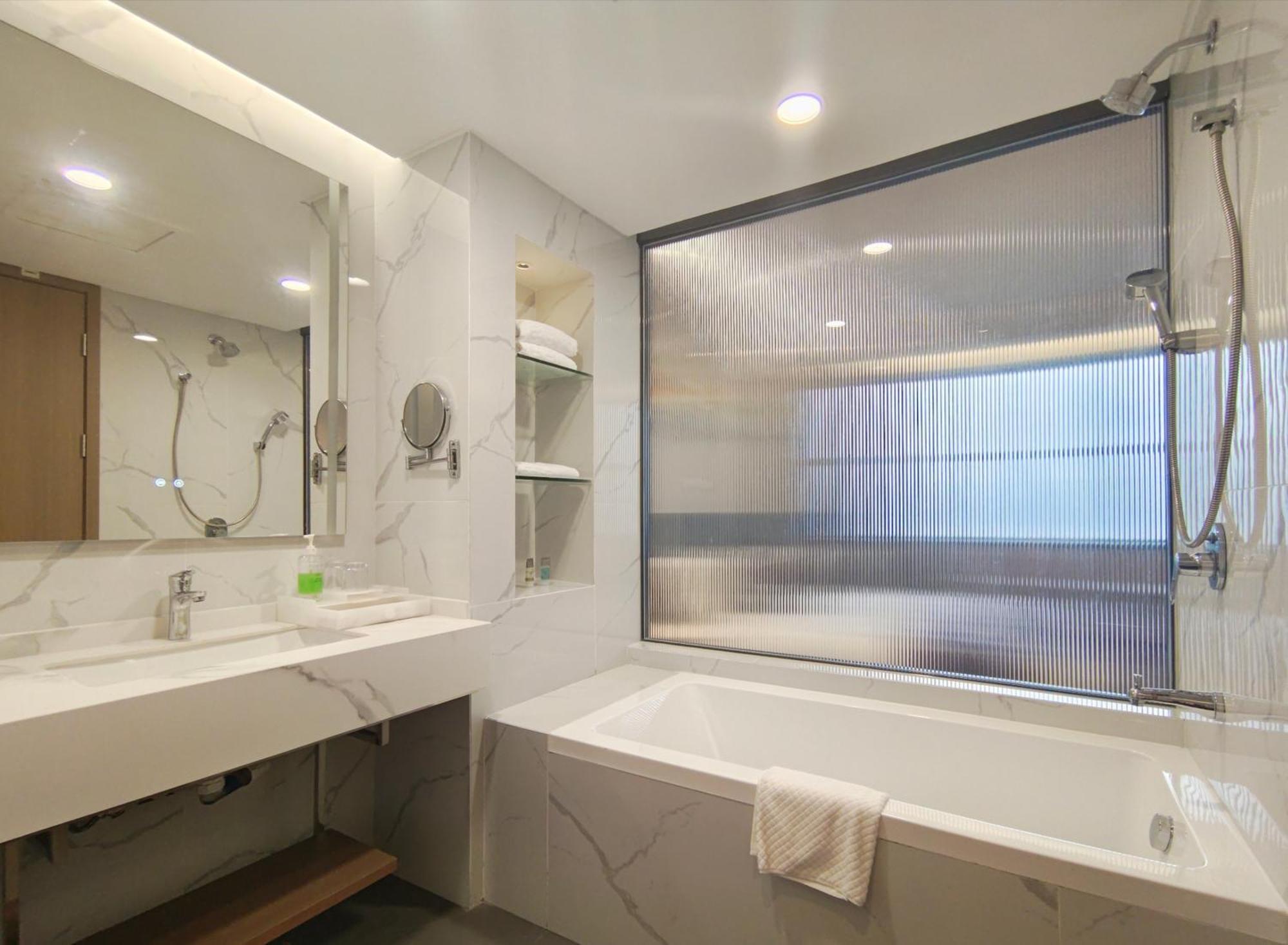 Romanjoy International Hotel Shenzhen Exterior photo