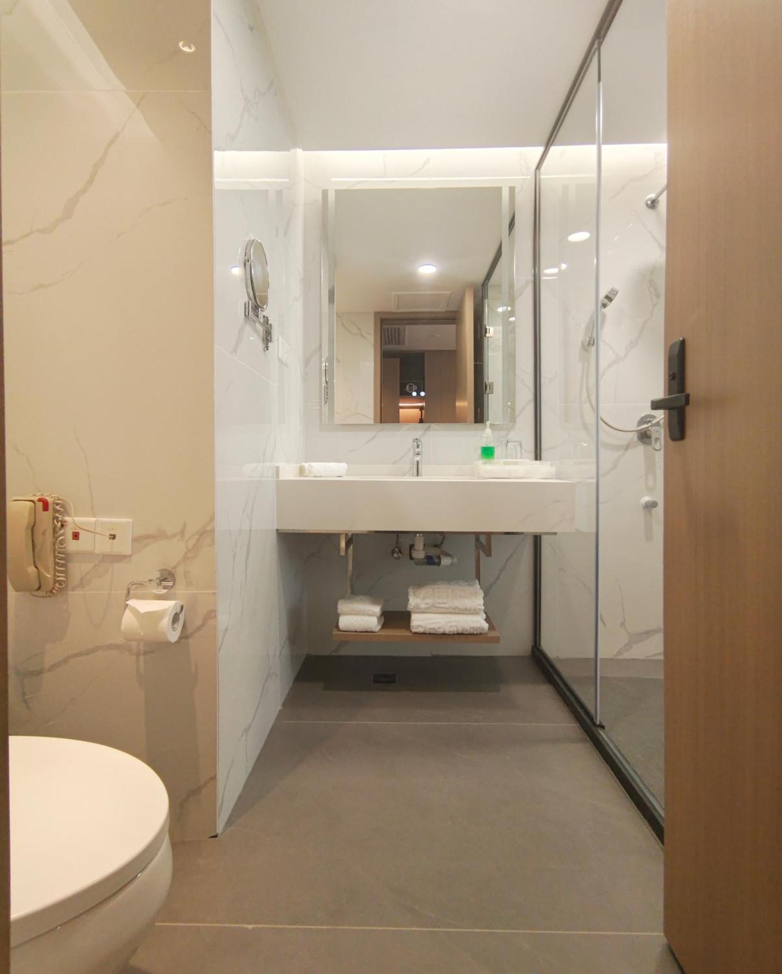 Romanjoy International Hotel Shenzhen Exterior photo