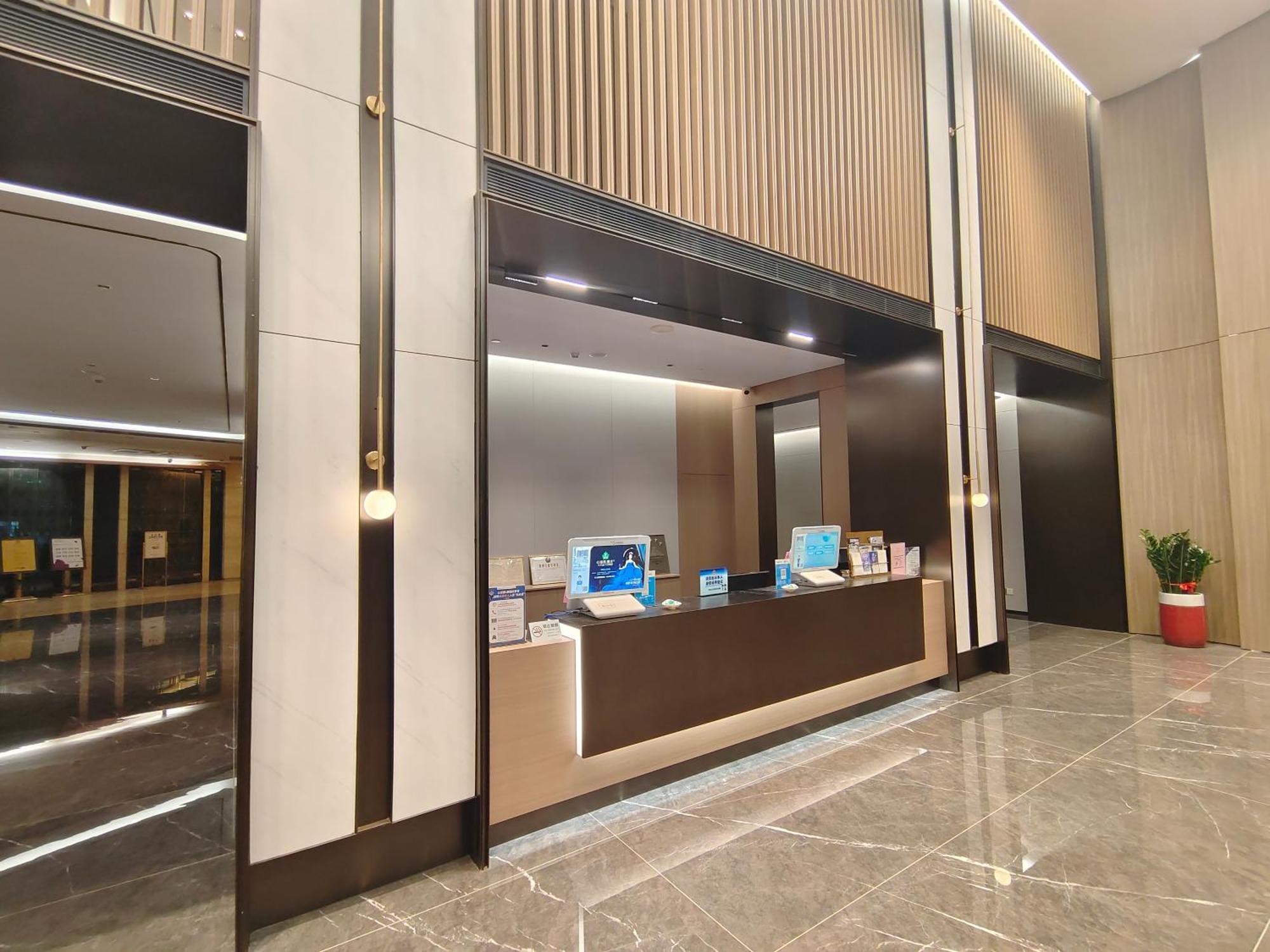 Romanjoy International Hotel Shenzhen Exterior photo