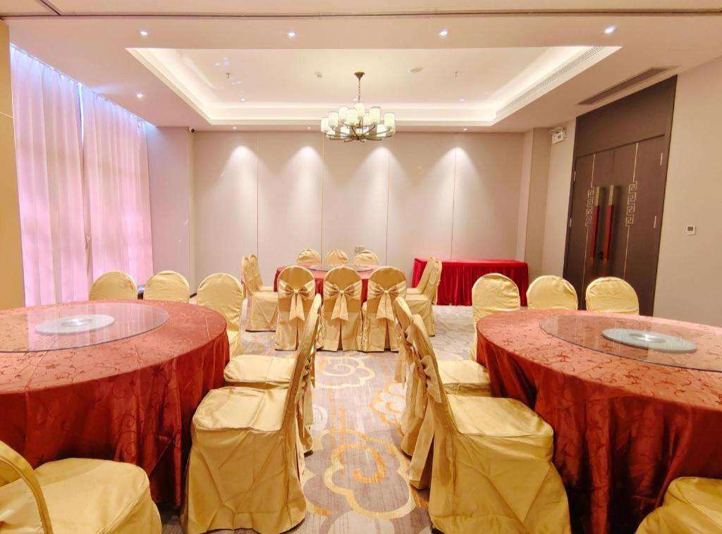 Romanjoy International Hotel Shenzhen Exterior photo